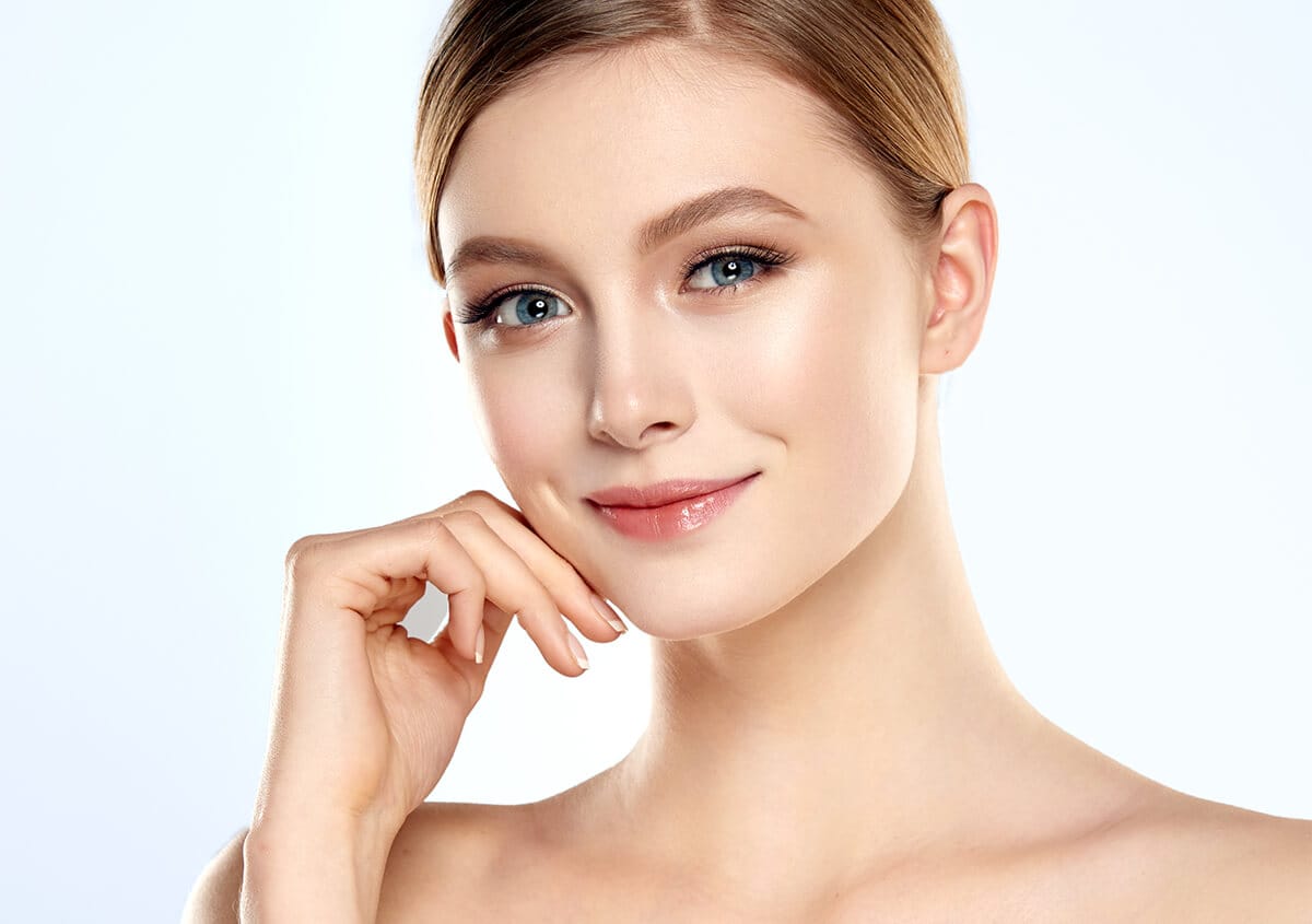 Injectable dermal fillers versus traditional plastic surgery options